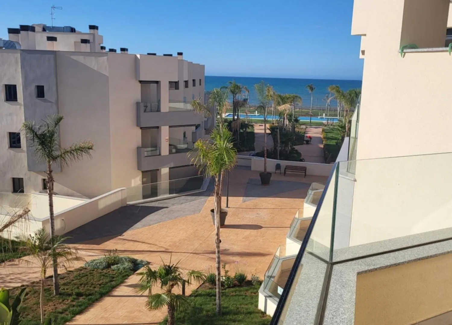 Apartamento De 2 Dormitorios Almayate Alto