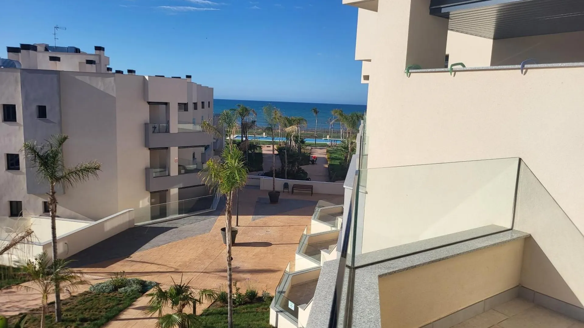 Apartamento De 2 Dormitorios Almayate Alto 0*,  Spain